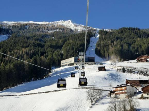 Familienwohnung Wildspitze Fügen Екстериор снимка
